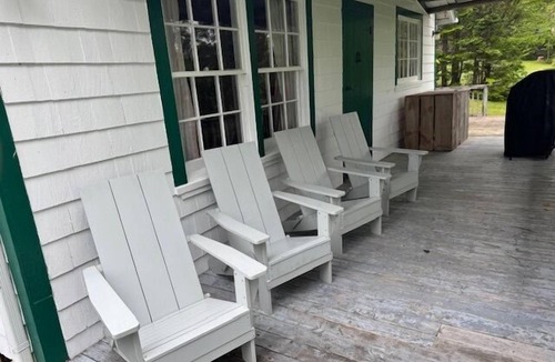 Hubbards Cabin | Beach Cottage - Pine Terrace - Hubbards Beach