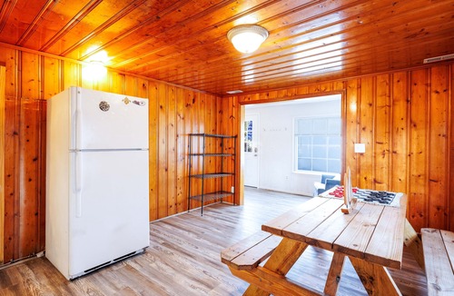 Ocean Drive Cottage | Beach Cottage Heart of Ocean Drive Sleeps 14