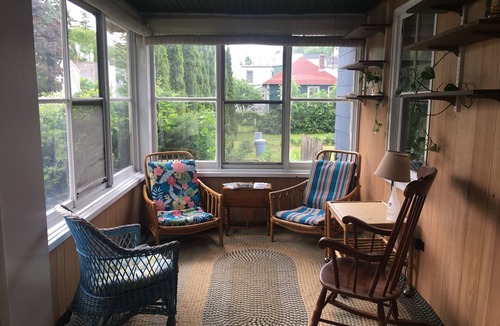 Old Orchard Beach House | Beach Cottage with Outdoor Patio & Grill, 8 min. Walk to Beach