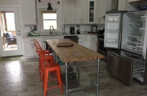 Southern Shores Cottage | Beach Daze: A Quiet Oasis Steps to Beach! Pool and Hot Tub.