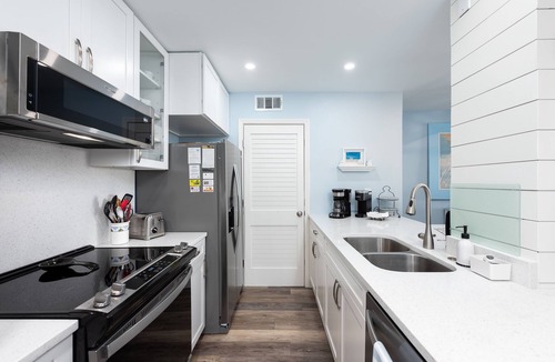Seabrook Island Villa | Beach Decor! Gorgeous Sunsets on Pelican Beach! Walk to Pools! Amenity Access included!