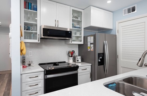 Seabrook Island Villa | Beach Decor! Gorgeous Sunsets on Pelican Beach! Walk to Pools! Amenity Access included!