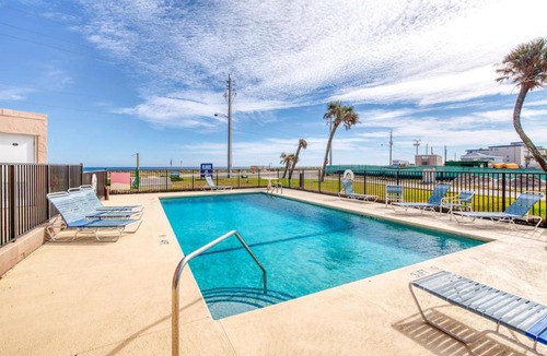 Ormond-by-the-Sea House | Beach Dont My Vibe