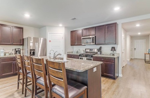 Long Beach House | Beach Dream Home with room for the family