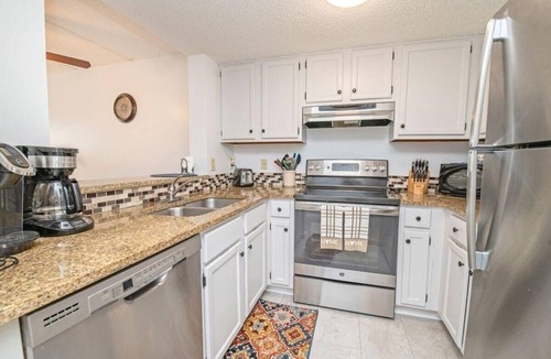 St. Augustine Beach Condo | Beach Dreaming ~ FREE Activities Included~Oceanside~Resort Amenities by RedAwning