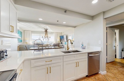 Rosemary Beach Condo | Beach dwelling with great view, pool & pickleball - snowbird-friendly