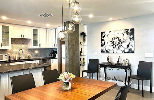 Moorings Apartment | Beach Front 2-bedroom apartment for the perfect getaway!
