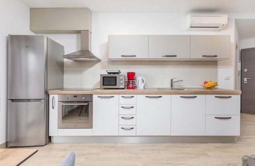 Pjescana Uvala Apartment | Beach front apartment in Pjescana Uvala with WiFi