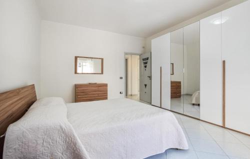 Casteldaccia Apartment | Beach Front Apartment In Casteldaccia With Wifi