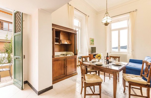 Rapallo Apartment | Beach front apartment in Rapallo GE with swimming pool