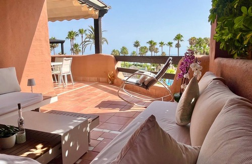 New Golden Mile Apartment | Beach front apartment with Sea View