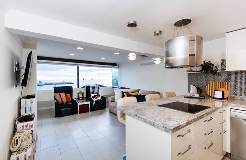 Marbella Seafront Promenade Apartment | Beach Front Apartment-1st Line