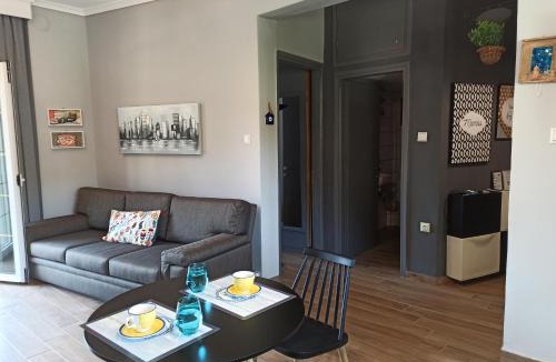 Nea Iraklitsa Apartment | Beach Front Apartment