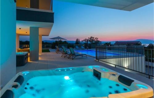 Milcetici Apartment | Beach Front Apartment In Malinska