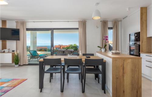 Milcetici Apartment | Beach Front Apartment In Malinska