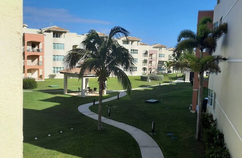 Bajura Condo | Beach Front Condo Two Bdrm Apt., Pool & Ocean Viewnn