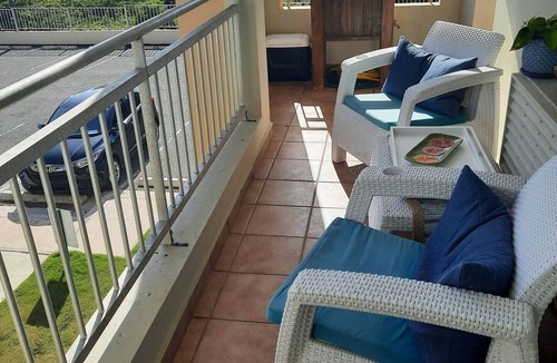 Bajura Condo | Beach Front Condo Two Bdrm Apt., Pool & Ocean Viewnn