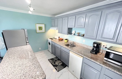 Freeport Condo | Beach Front Condo with Ocean View