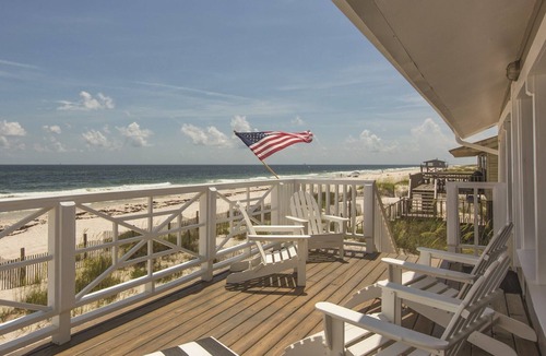 Fort Morgan House | Beach Front Cottage with Oversized Screened in Front Porch