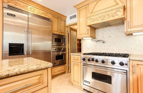 Marina del Rey Villa | Beach Front Dream 2 Story Condo!