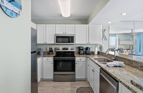 Destin Condo | Beach Front, Fully Updated, Destin Harbor, In and Out Pool