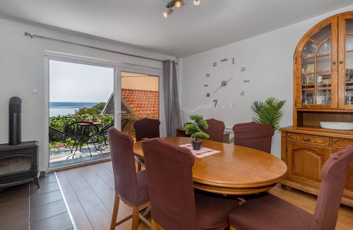 Dramalj House | Beach front home in Dramalj