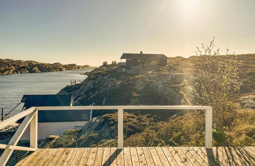 Fjell House | Beach front home in Fjell with house sea view