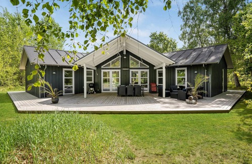 Grena Strand House | Beach front home in Grenaa with WiFi