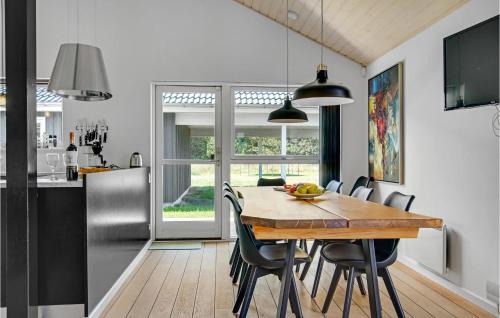 Bratten Strand House | Beach Front Home In Jerup With Sauna