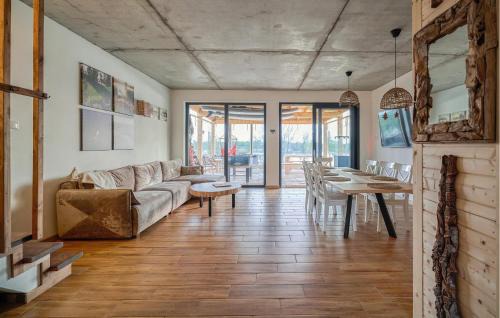 Gmina Brzuze House | Beach Front Home In Ostrowite With Wifi