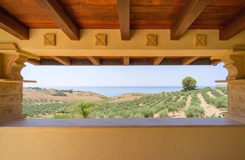 Borgo Bonsignore House | Beach front home in Ribera (AG)