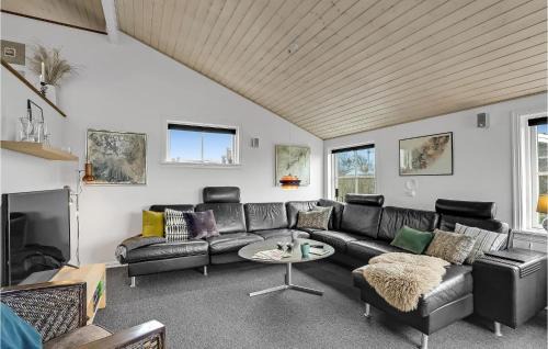 Vinderup House | Beach Front Home In Vinderup With Sauna