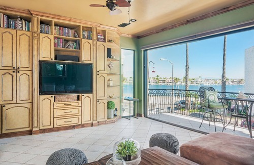 Belmont Shore House | Beach front house, close to Sofi Stadium, World Cup