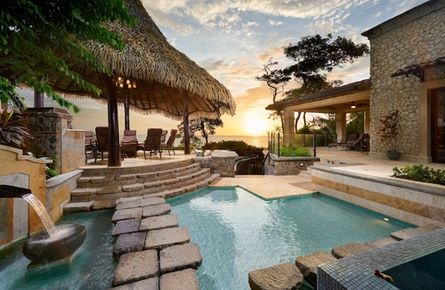 Playa Langosta Villa | Beach Front, Luxury Private Villa on Beautiful Playa Langosta Beach / Tamarindo