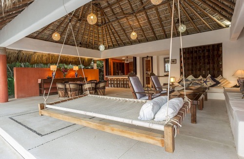 Barra de Colotepec Villa | Beach Front, Ocean Front Living, Affordable Price - Family Friendly