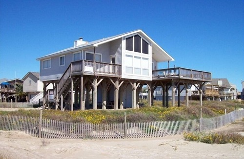 Galveston House | Beach Front on Galveston's West Beach
