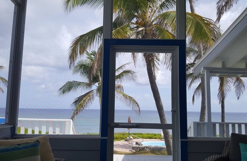 Tibbett's Turn House | Beach Front Paradise Home. Luxurious Funishings!