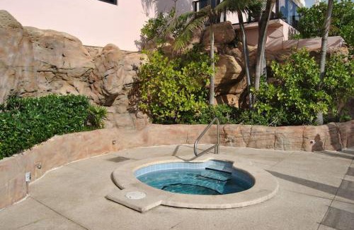 Mid Beach Apartment | Beach Front Resort - 2 Bedroom, 2 bathrooms, Sleeps 6, 2 Pools- at The Alexander