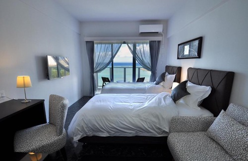 Chatan Hotel | Beach Front Tower Mihama by DSH