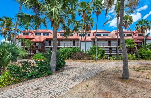 Red Hook Condo | Beach Front Villa with Down Island View - Priceless!
