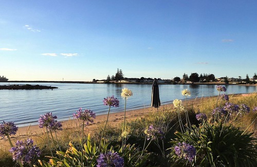 Low Head House | Beach frontage - 20 steps from your front door