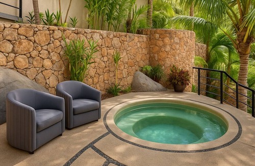 Boca de Tomatlan Villa | Beach Frontage Family vacation Villa