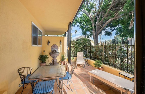 West Beach Apartment | Beach Getaway — 2 blocks to the Beach and Funk Zone