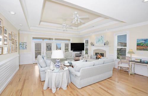 North Litchfield Beach House | Beach Haven