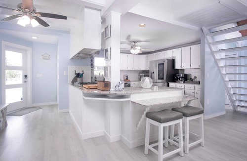 Breezeswept Beach Estates House | Beach Haven 4bed/2bath open water single family