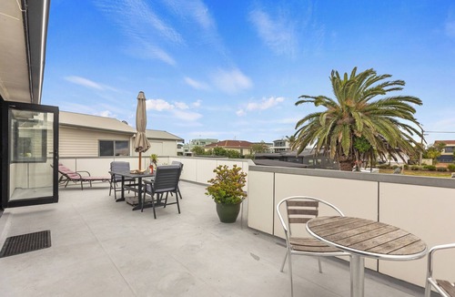 Papamoa Beach House | Beach Haven - Papamoa Beach Escape