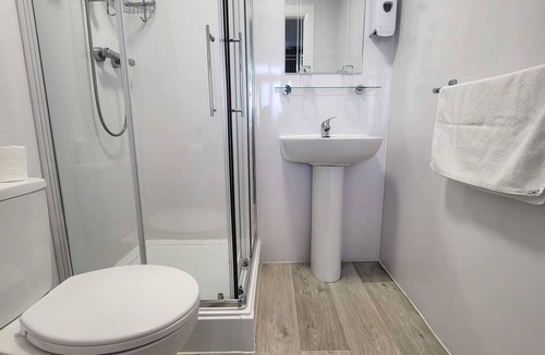 Paignton Bed & Breakfast | Beach Hotel Torbay
