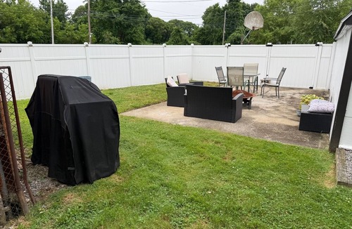 Warwick House | Beach house - 2 min from Conimicut Beach