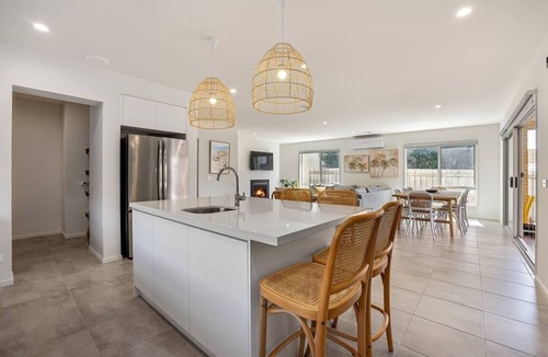 Rosebud House | Beach House 39