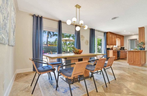 Lighthouse Point House | Beach House 51 - Large Heated Pool - 10min from Beach